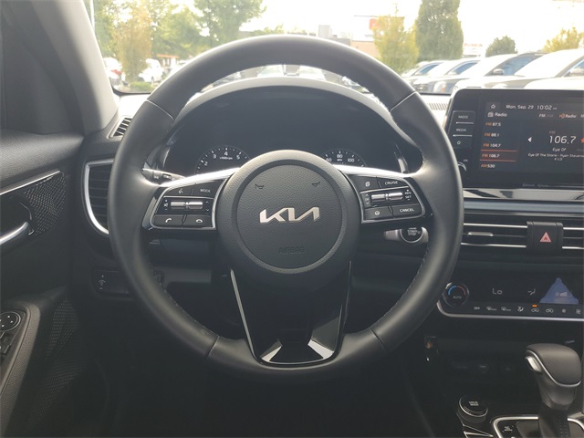 2023 Kia Seltos S photo 9