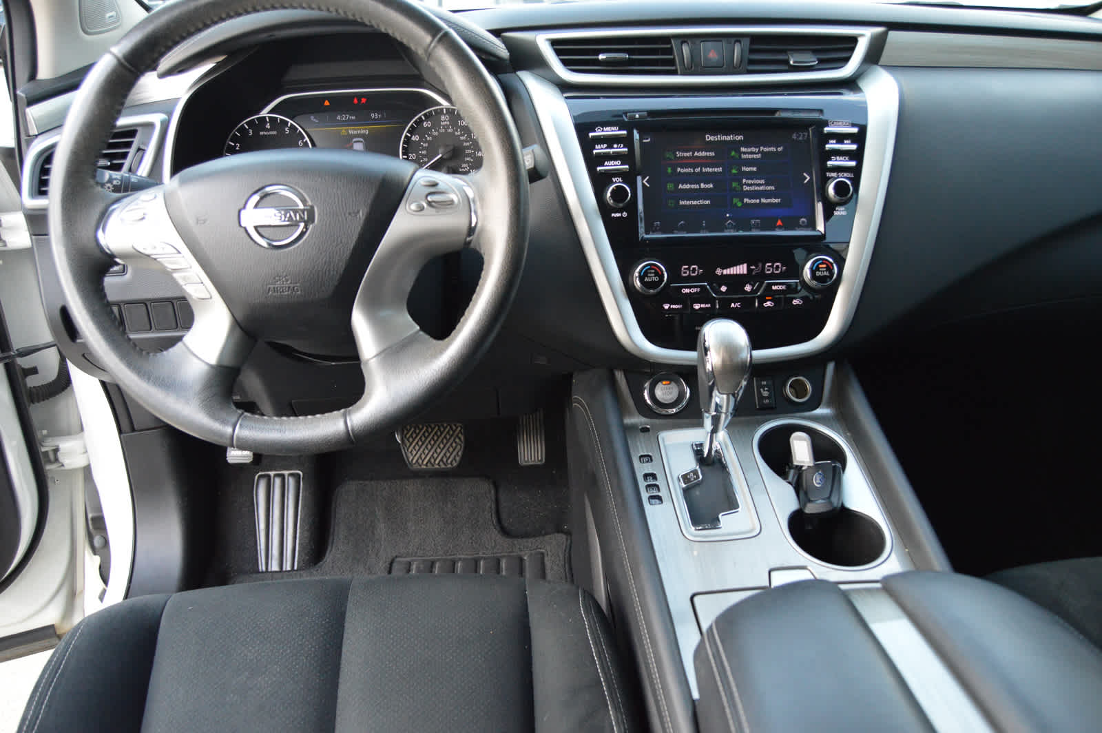 2017 Nissan Murano SV photo 15