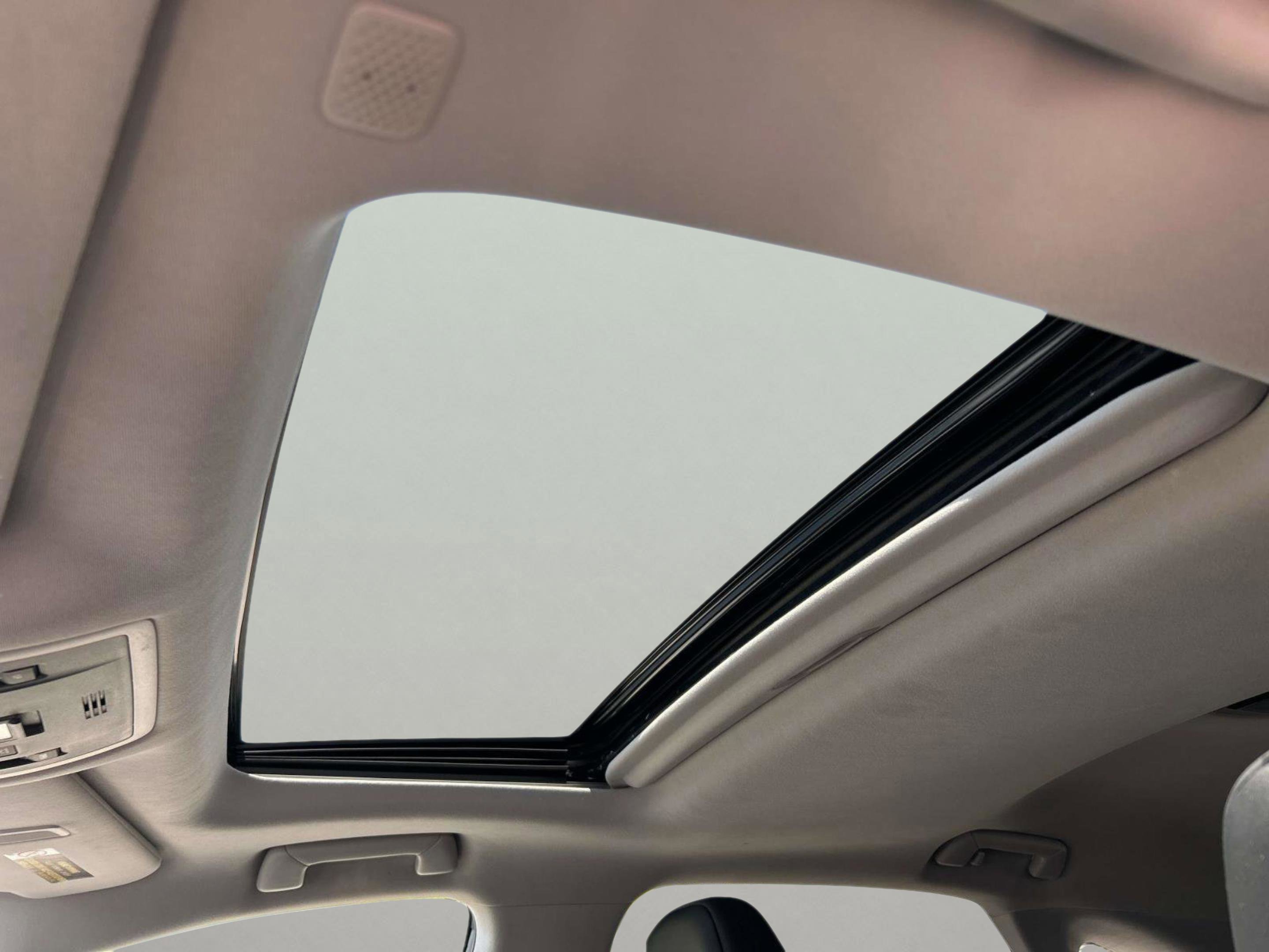 2022 Lexus RX 350 photo 24