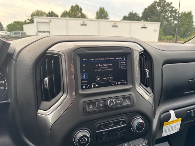 2026 Chevrolet Silverado 2500HD Custom photo 28