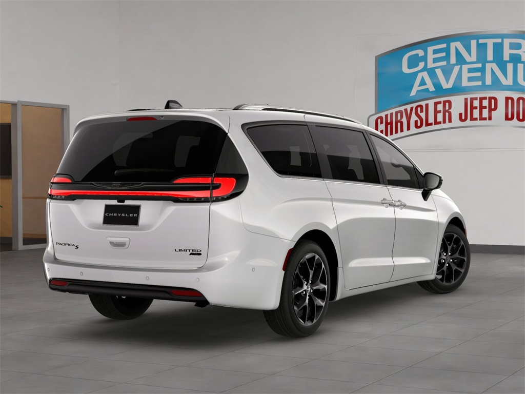 2026 Chrysler Pacifica Limited photo 5