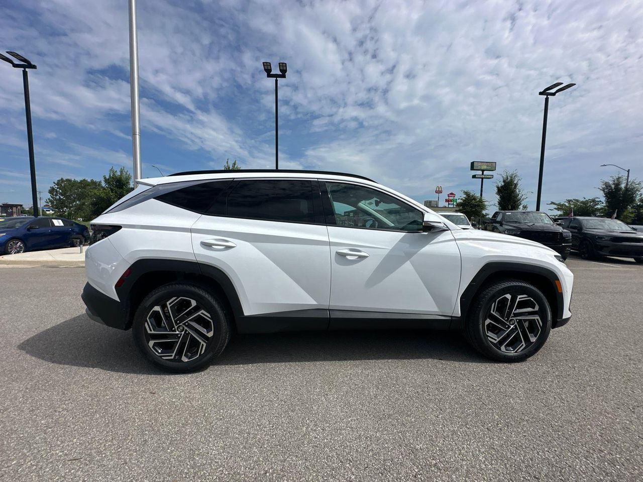 2025 Hyundai Tucson Limited photo 4