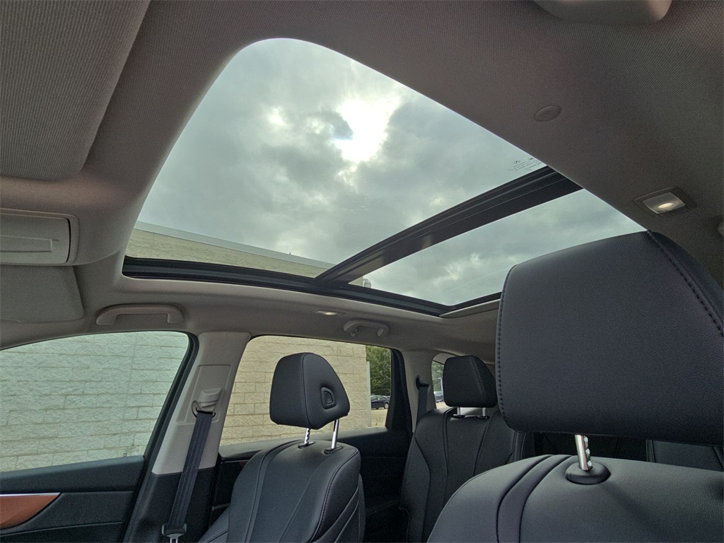 2022 Acura MDX SH-AWD photo 15