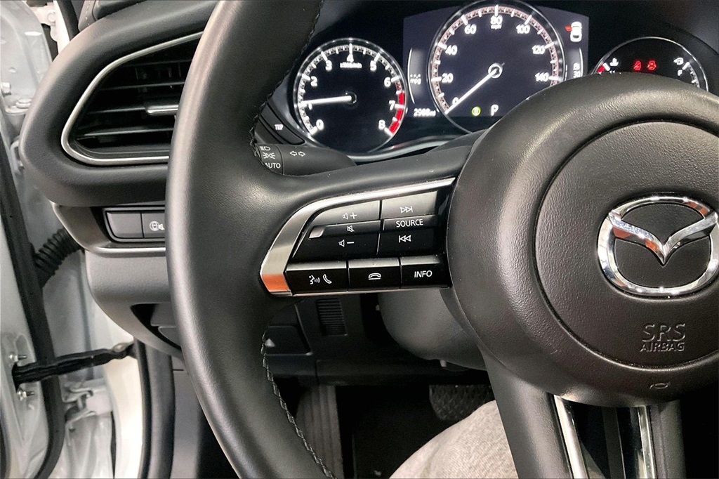 2025 MAZDA CX-30 - Image 17