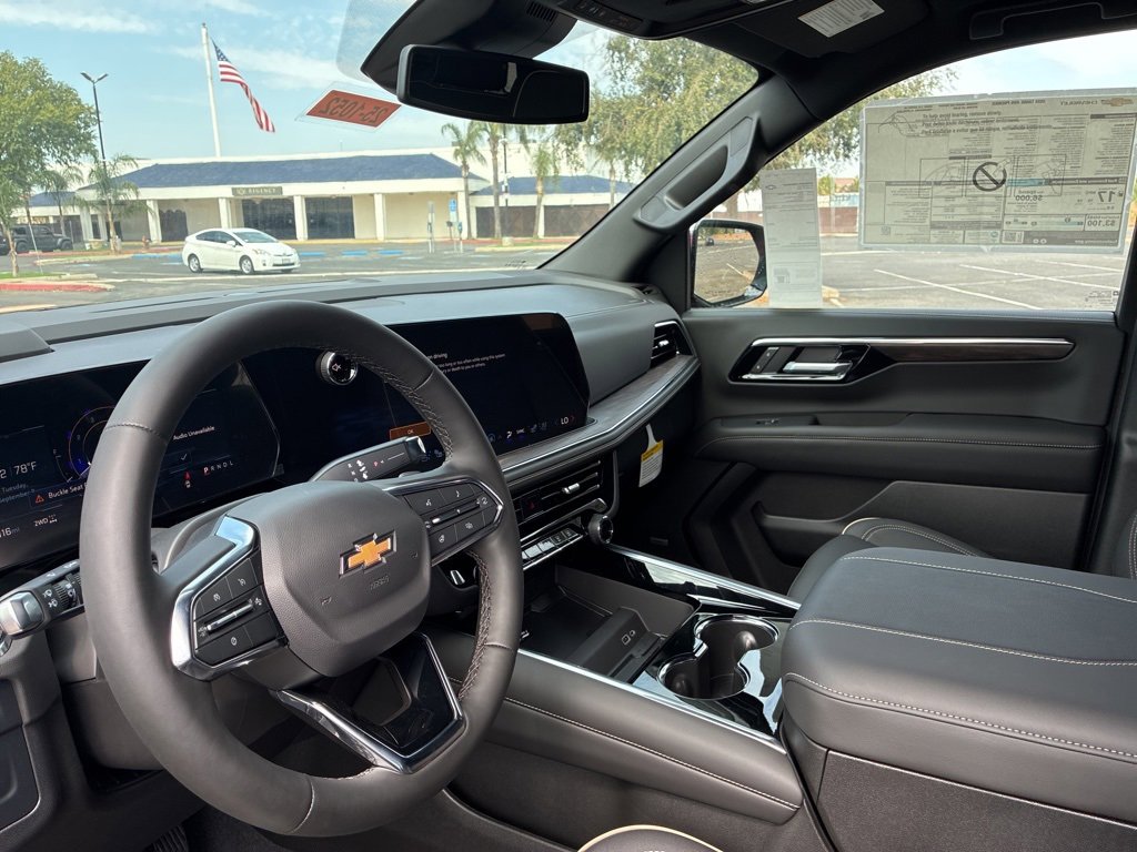 2025 Chevrolet Tahoe Premier photo 14