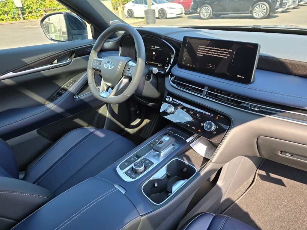 2026 Infiniti QX60 AWD photo 8