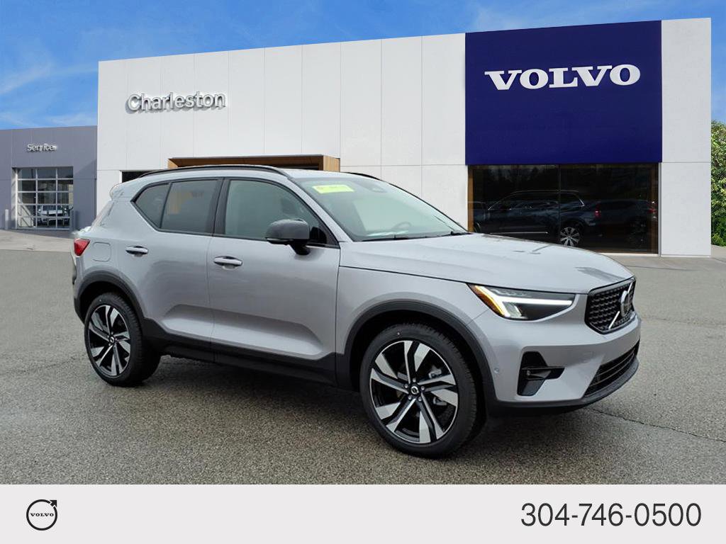 2026 Volvo XC40 Plus's photo