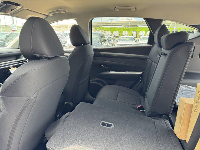 2025 Hyundai Tucson SEL photo 25