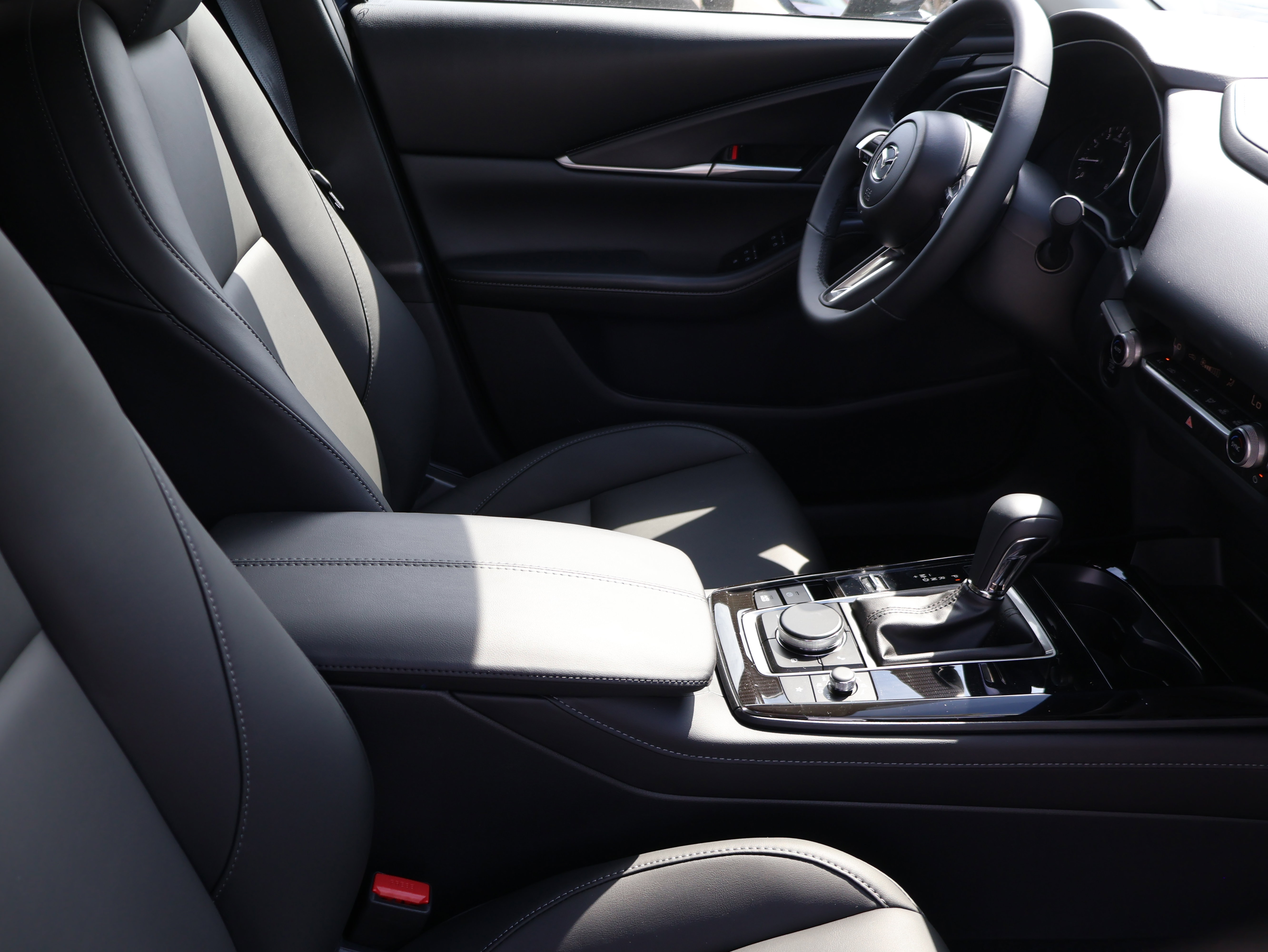 2025 Mazda CX-30 2.5 Select Sport photo 9