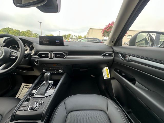 2025 Mazda CX-5 2.5 S Preferred photo 28