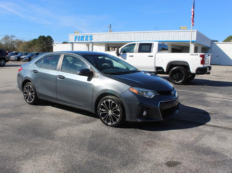 2014 Toyota Corolla S photo 4
