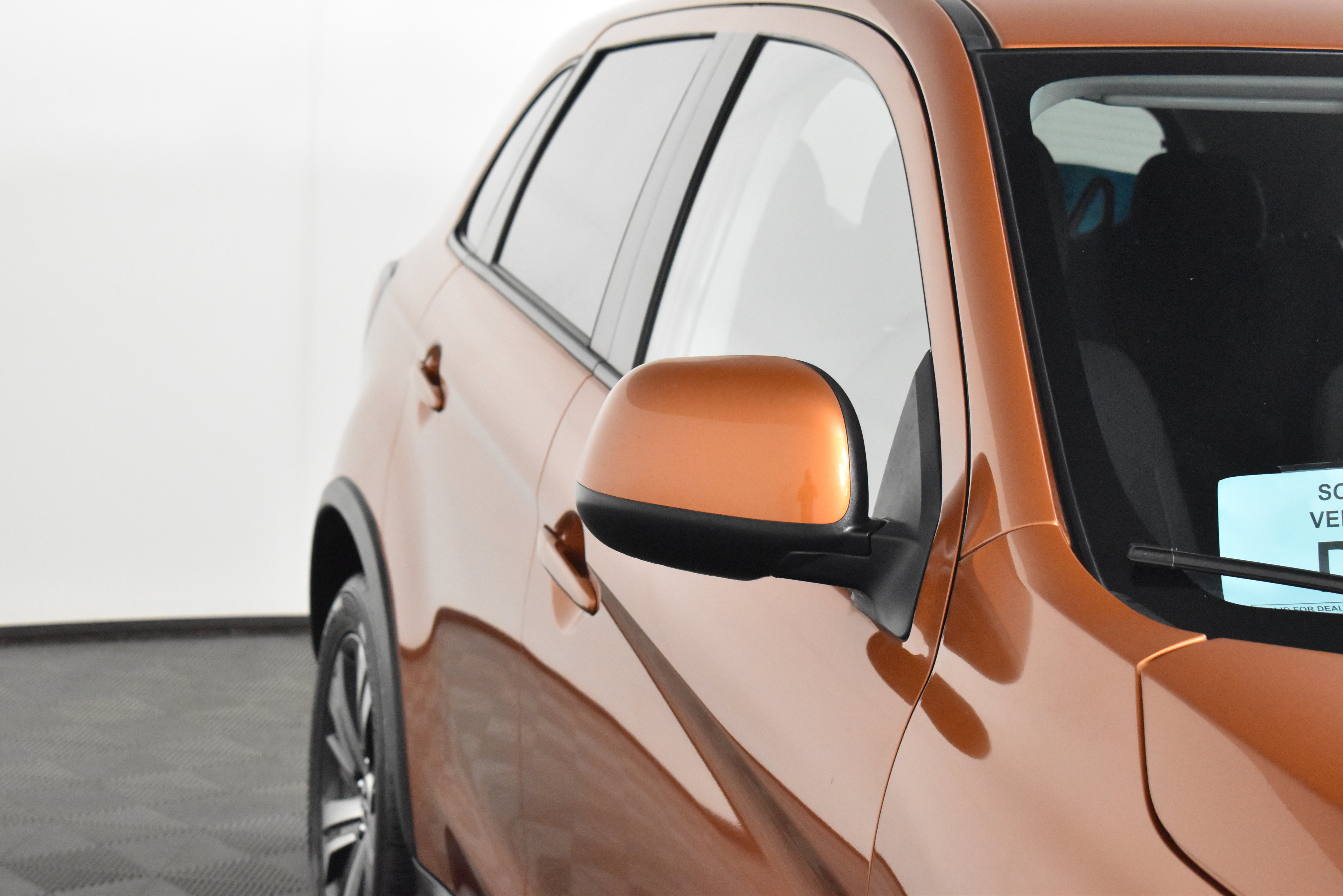 2020 Mitsubishi Outlander Sport ES photo 3