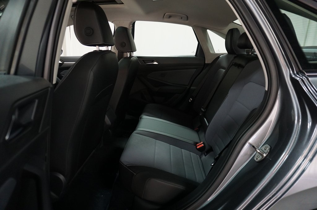 2025 Volkswagen Jetta 1.5T SE photo 11