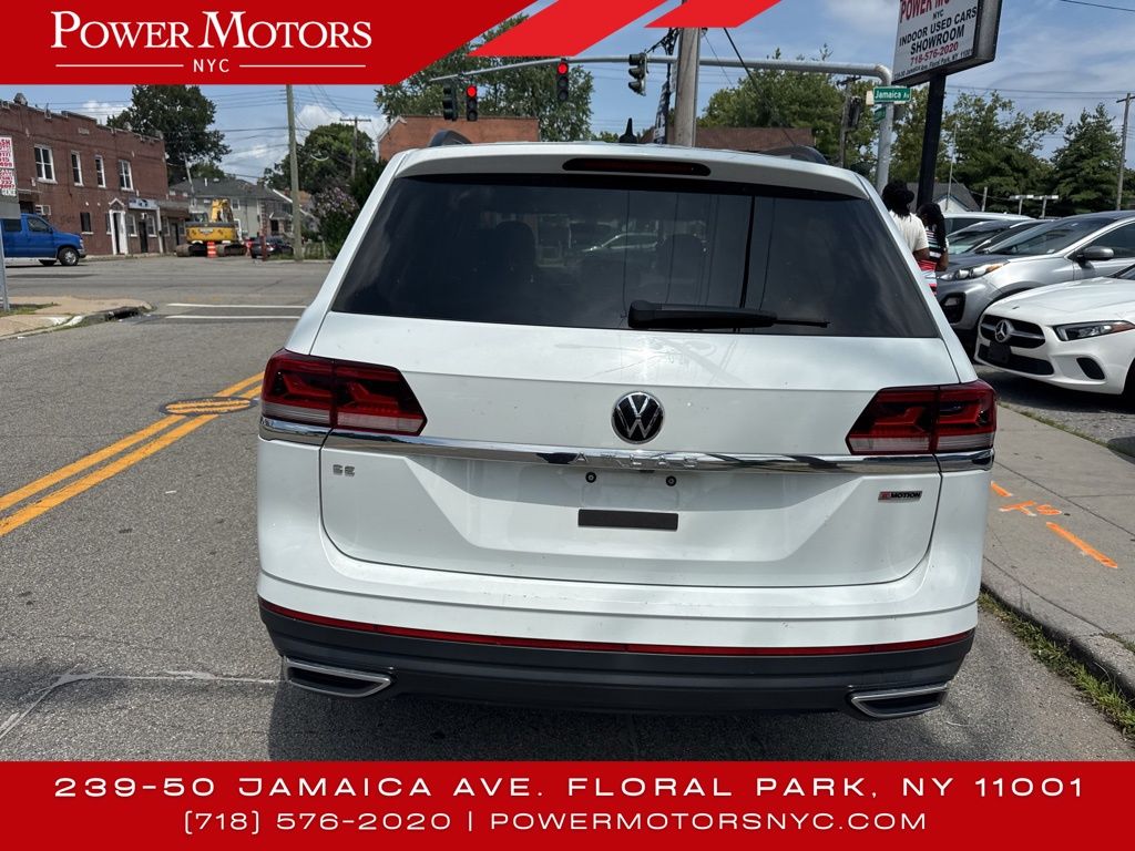 2022 Volkswagen Atlas SE photo 3