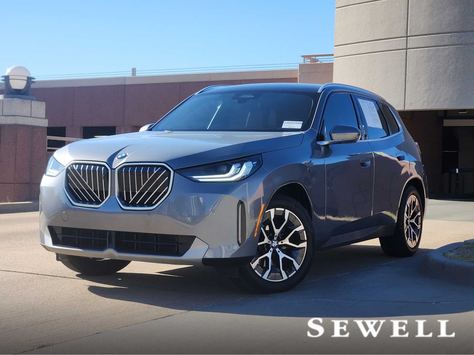 2025 BMW X3 30's photo