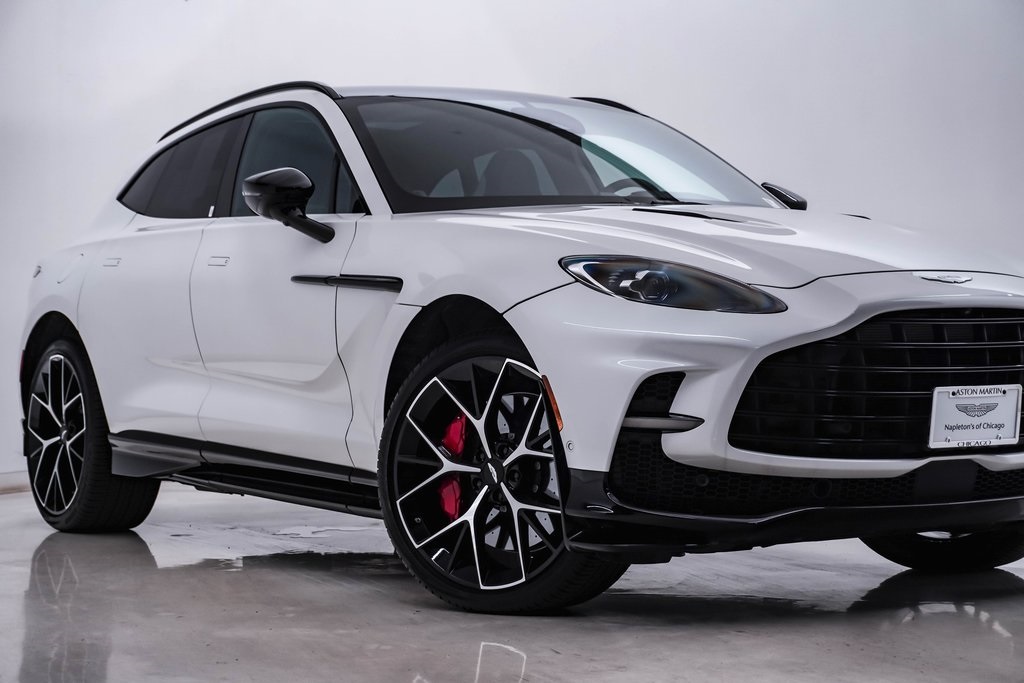 2025 Aston Martin DBX AM8 DBX707 photo 2