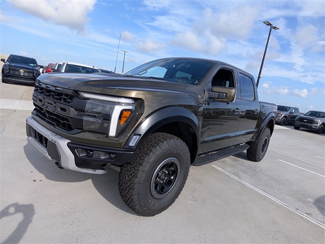 2025 Ford F-150 Raptor photo 4