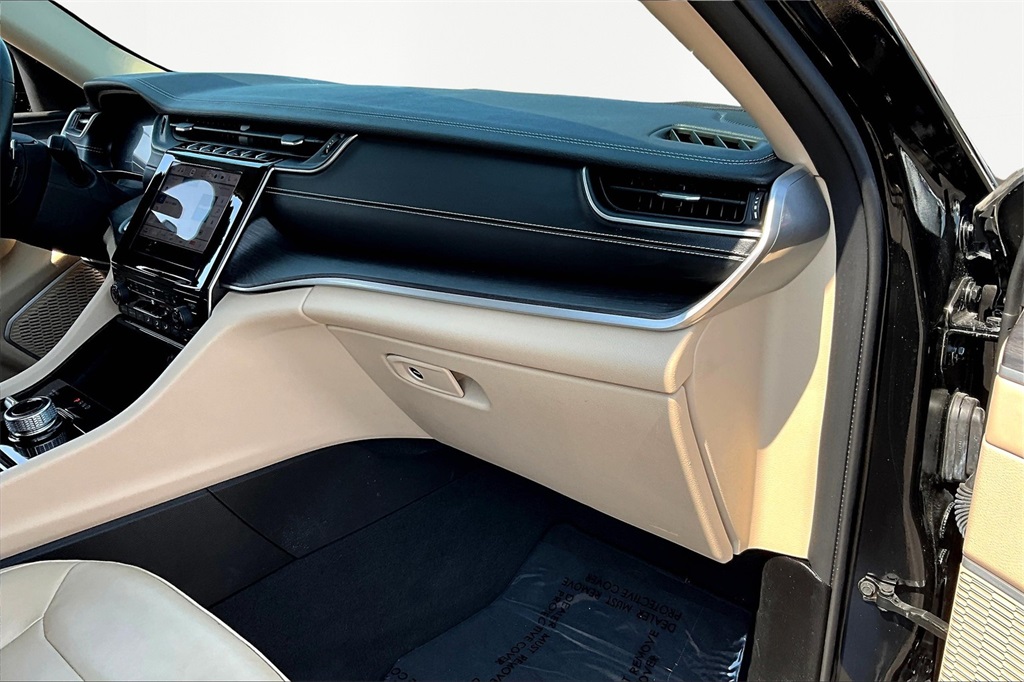 2021 Jeep Grand Cherokee Limited photo 17