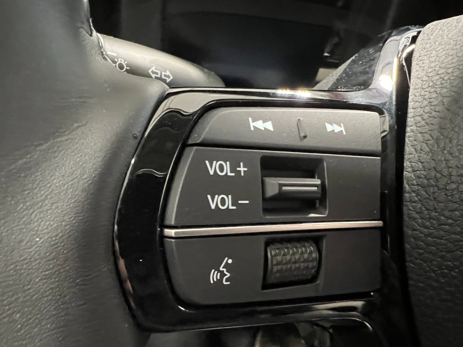 2025 Honda Accord Hybrid Touring photo 19