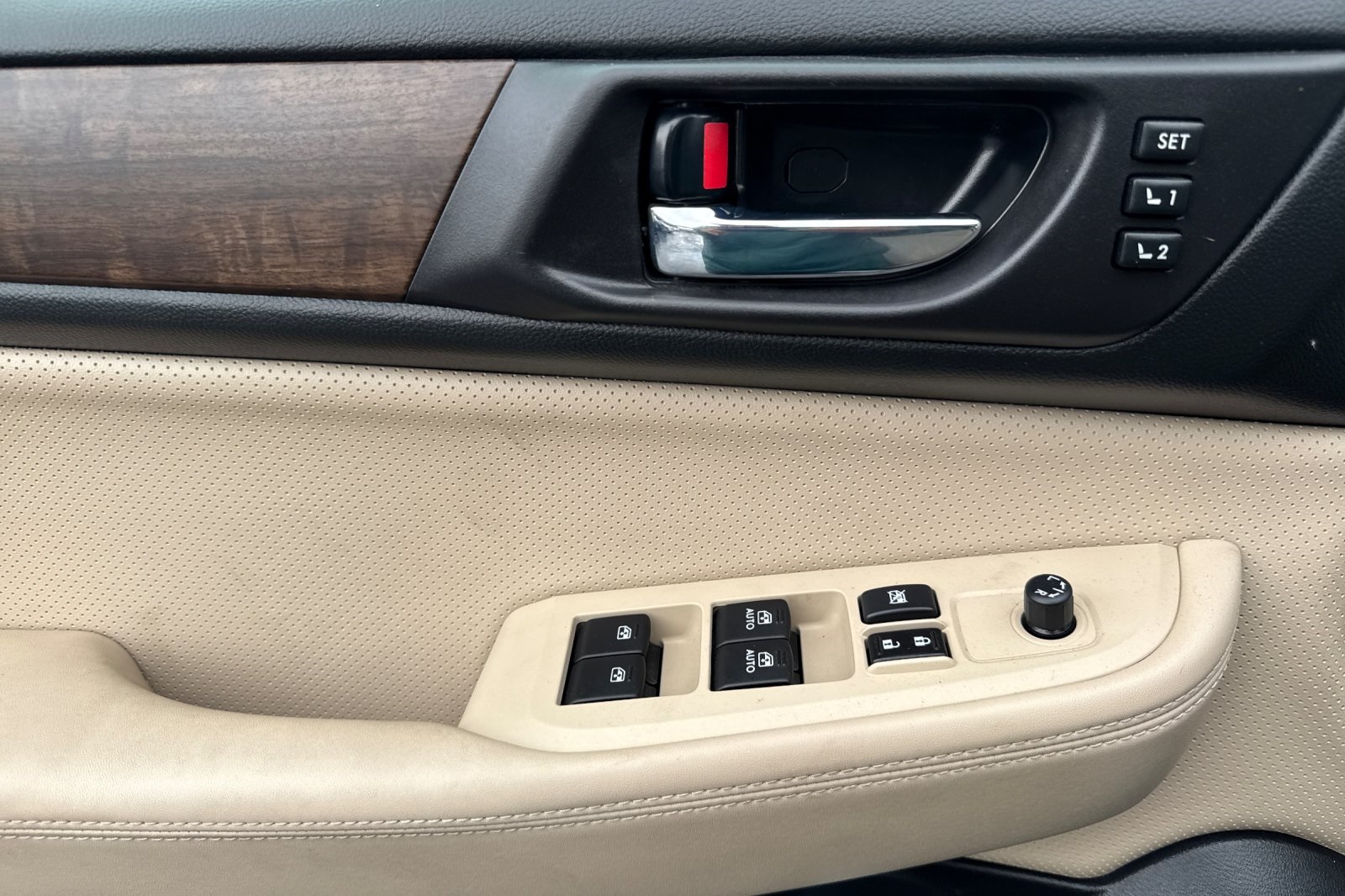 2017 Subaru Outback 3.6R photo 14