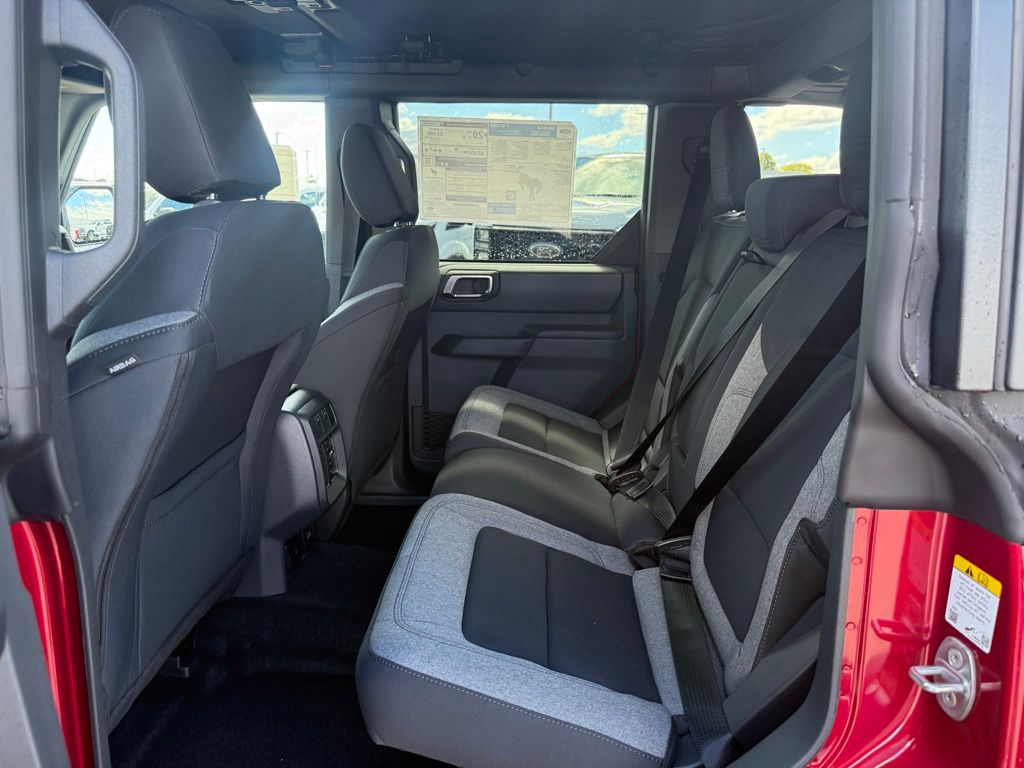 2025 Ford Bronco Big Bend photo 7