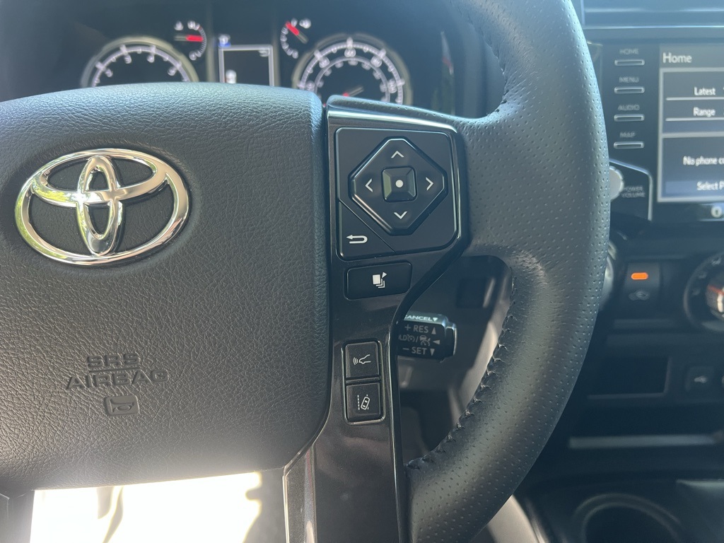 2024 Toyota 4Runner TRD Off-Road photo 10