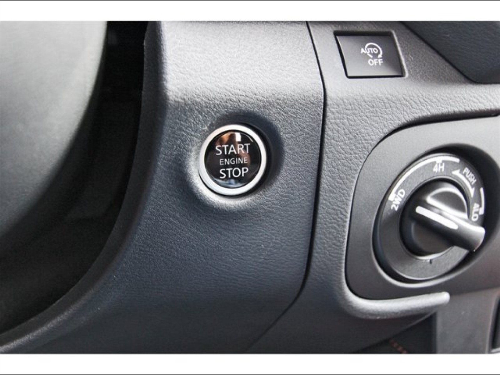 2025 Nissan Frontier Crew Cab PRO-4X® Gray at Robbins Nissan