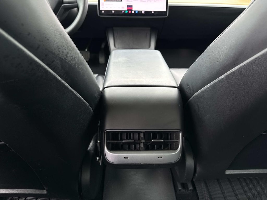 2021 Tesla Model 3 Long Range photo 11