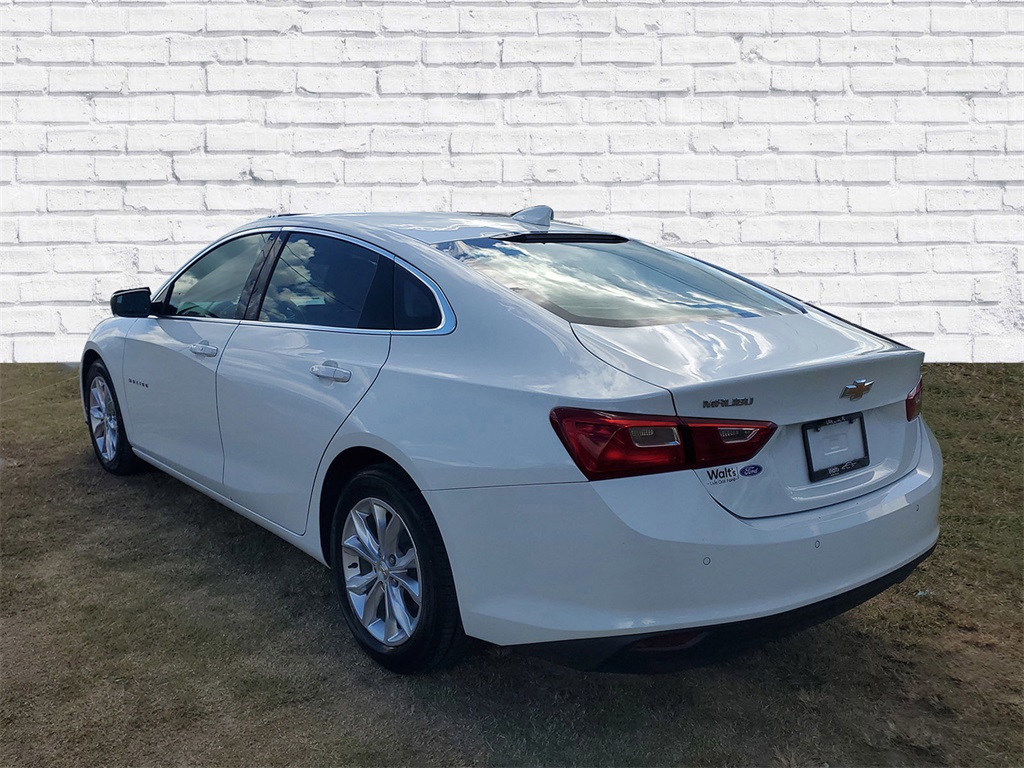 2024 Chevrolet Malibu 1LT photo 3