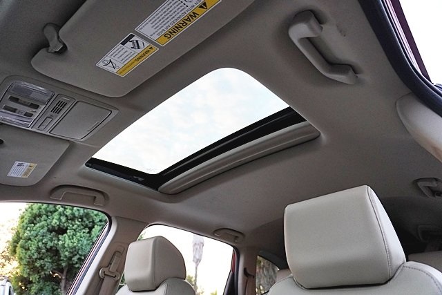 Used 2019  Honda EX-L image 15