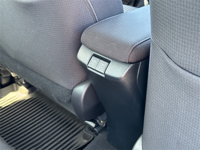 2022 Toyota Prius Prime LE photo 17
