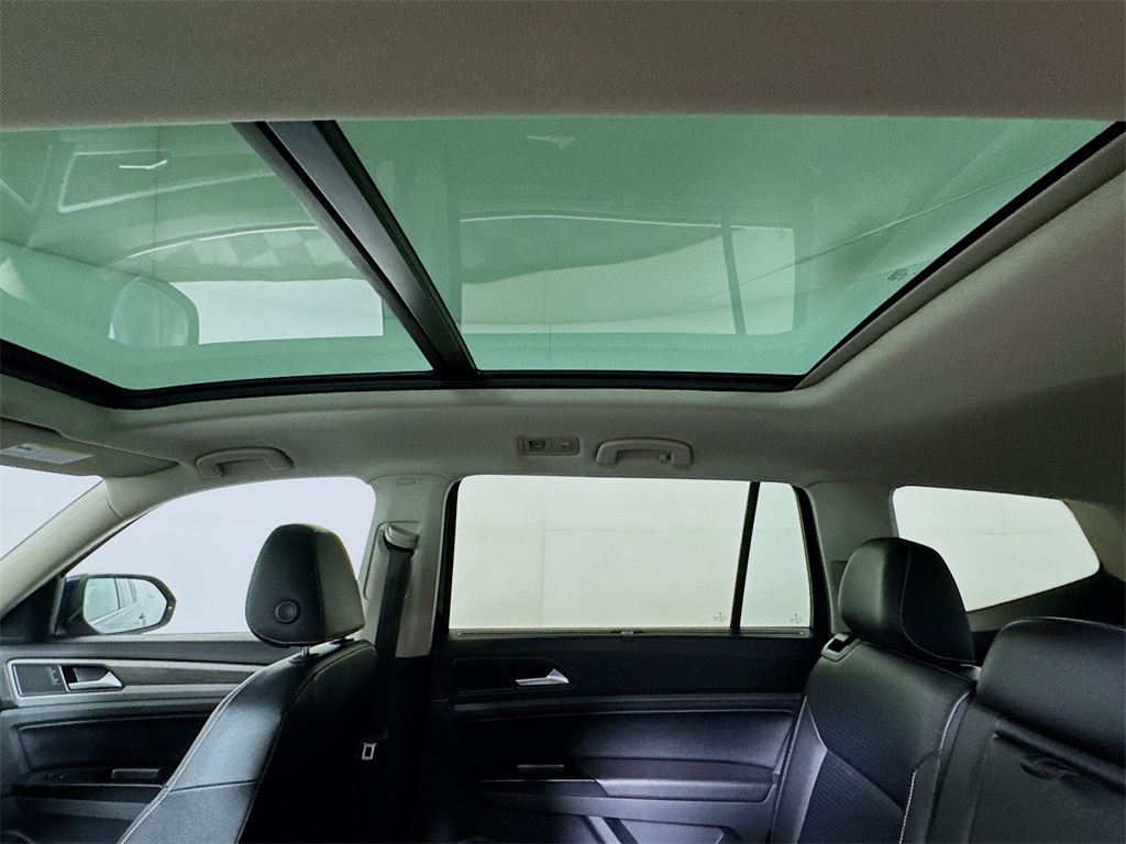 2021 Volkswagen Atlas SEL photo 17