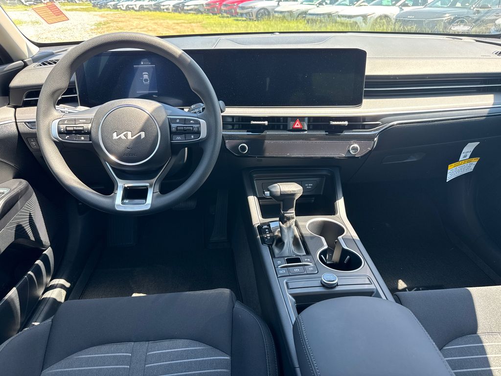 2026 Kia K5 LXS photo 19