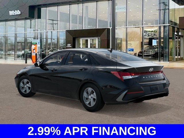 2025 Hyundai Elantra SE photo 4