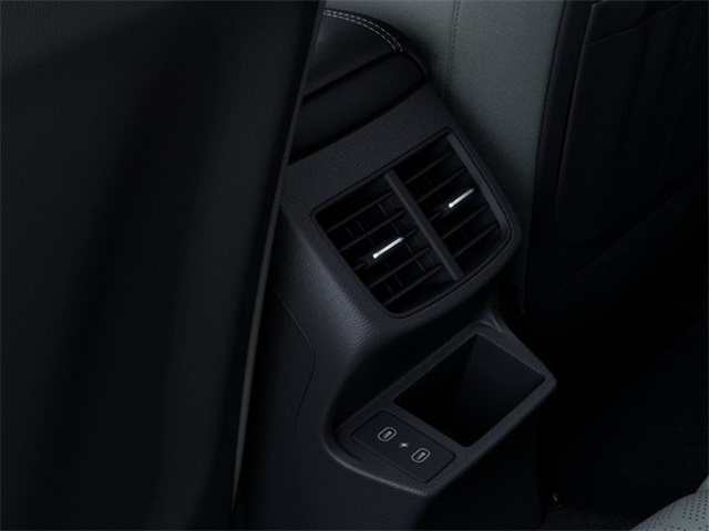 2024 Kia Seltos SX photo 24