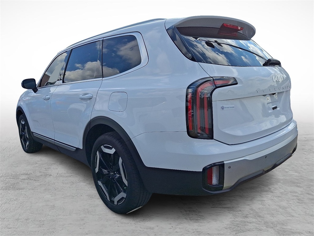 2024 Kia Telluride EX photo 4