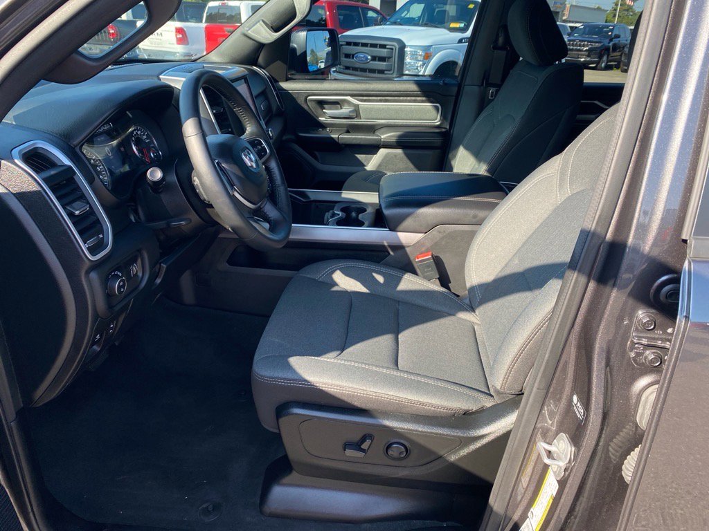 2022 Ram 1500 Big Horn photo 7