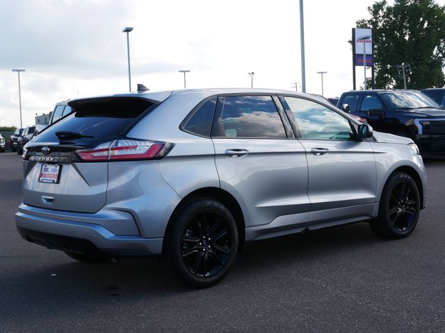 2022 Ford Edge ST photo 14