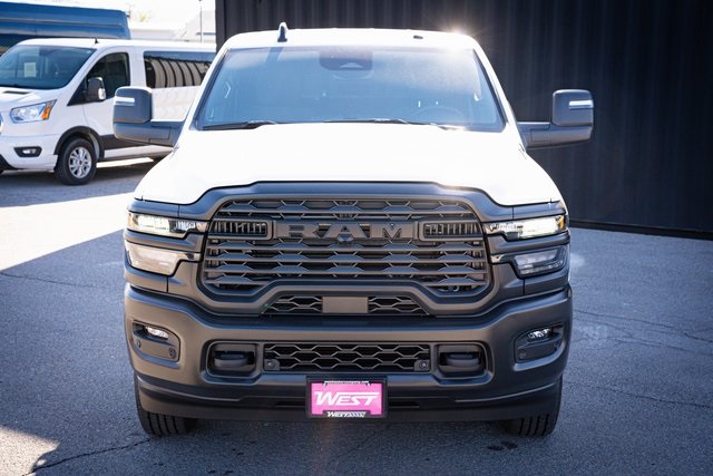 2025 Ram 2500 Tradesman photo 2