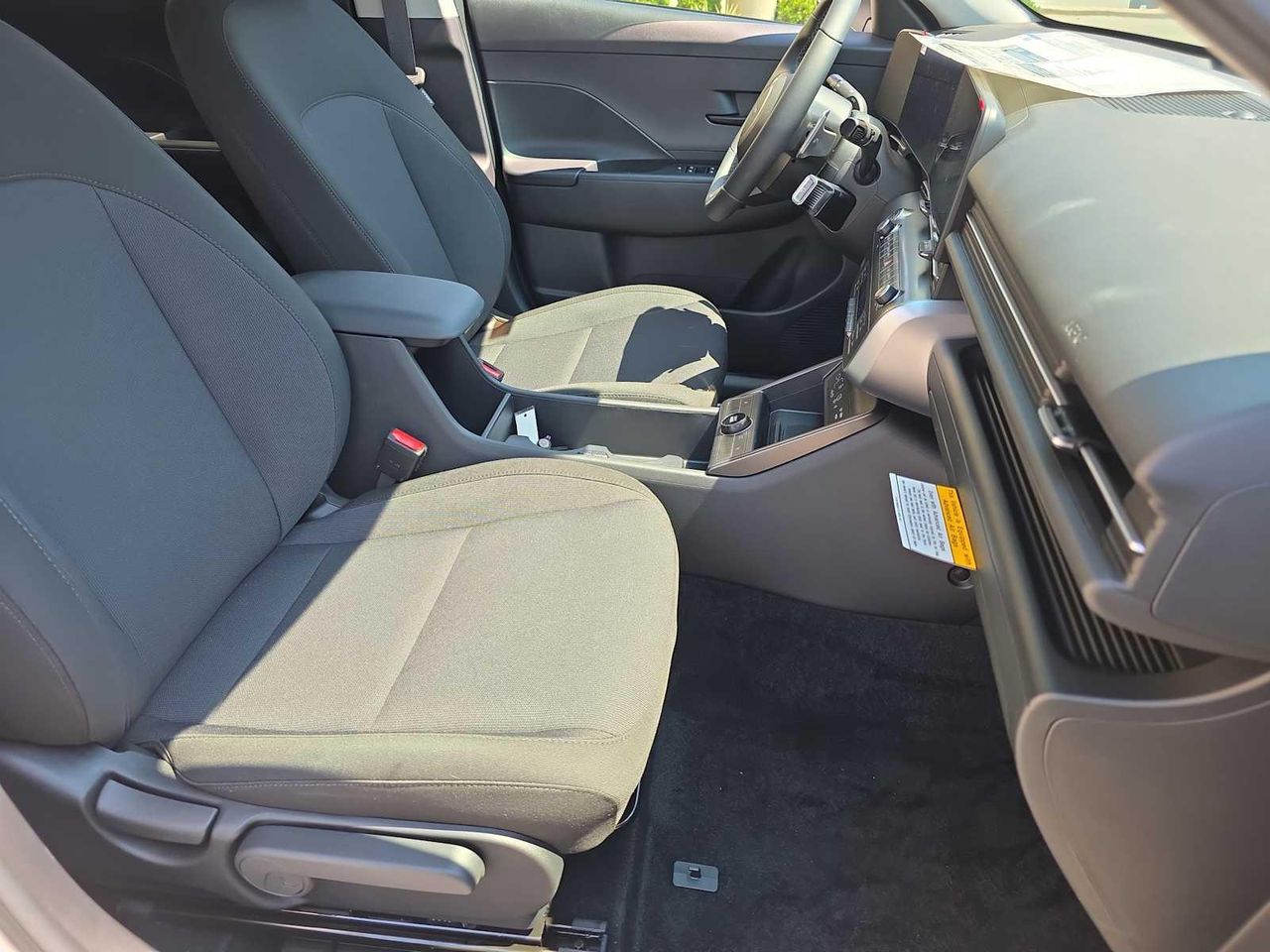2025 Hyundai Kona SEL photo 20