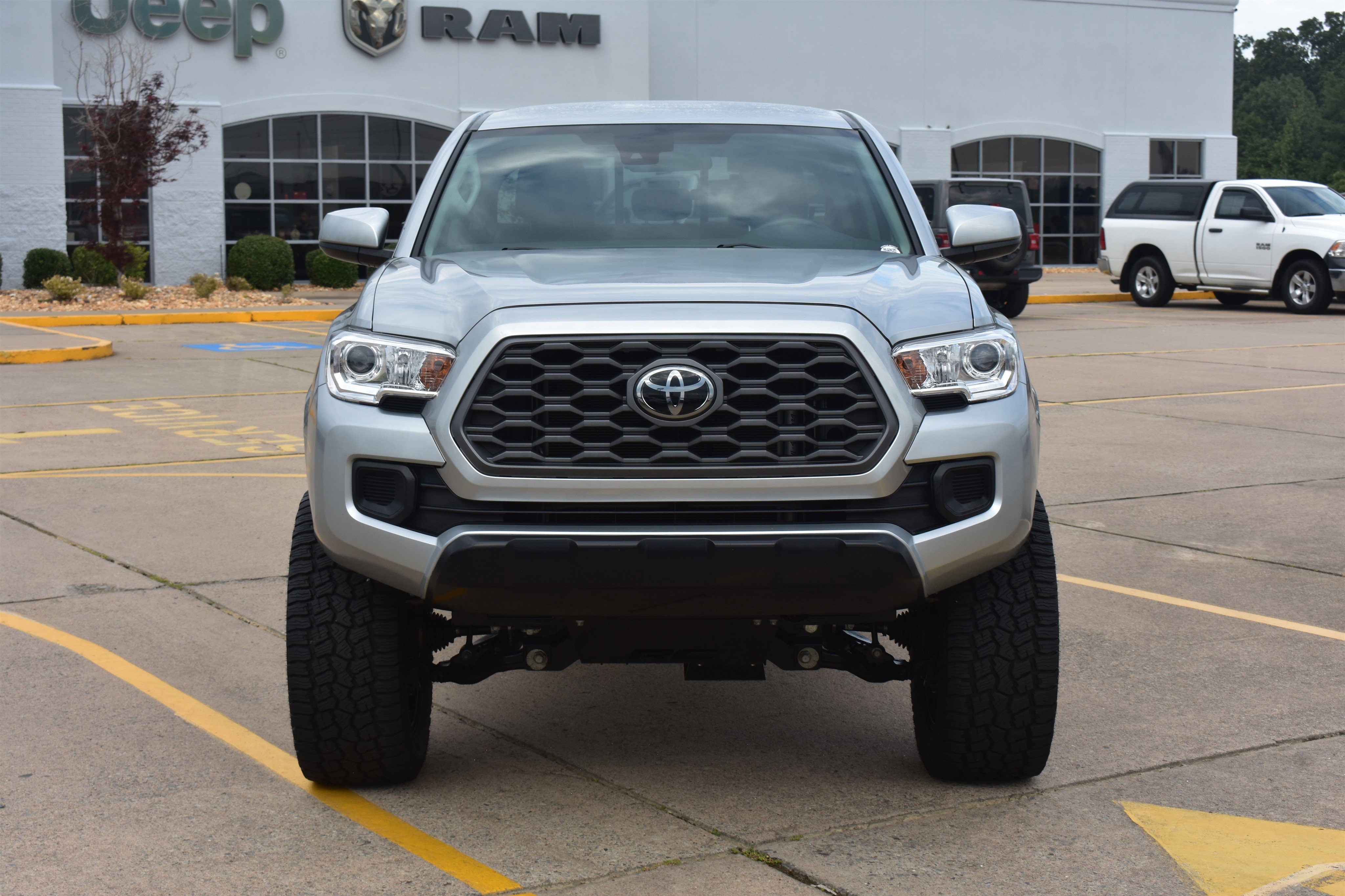 Used 2023 Toyota Tacoma SR with VIN 3TYCZ5AN0PT144122 for sale in Little Rock