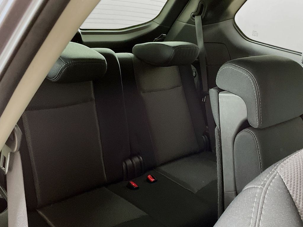 2017 Nissan Pathfinder SV photo 26