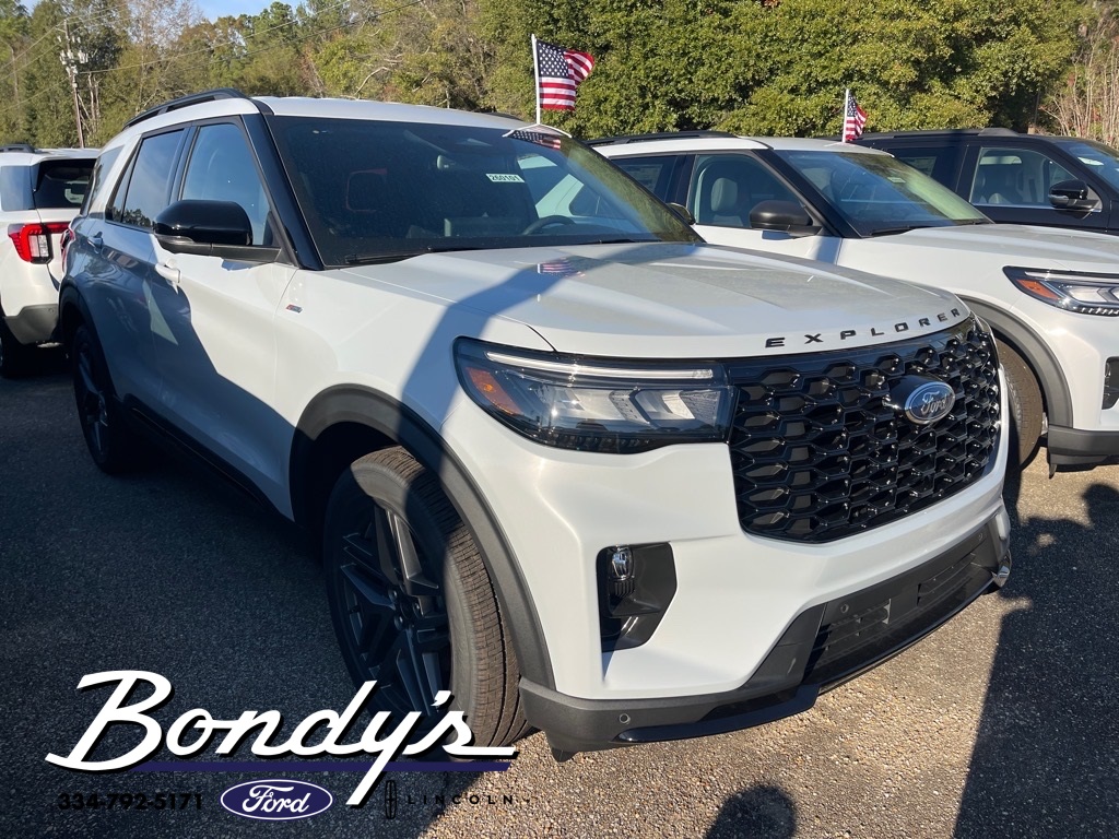 2026 Ford Explorer ST-LINE's photo