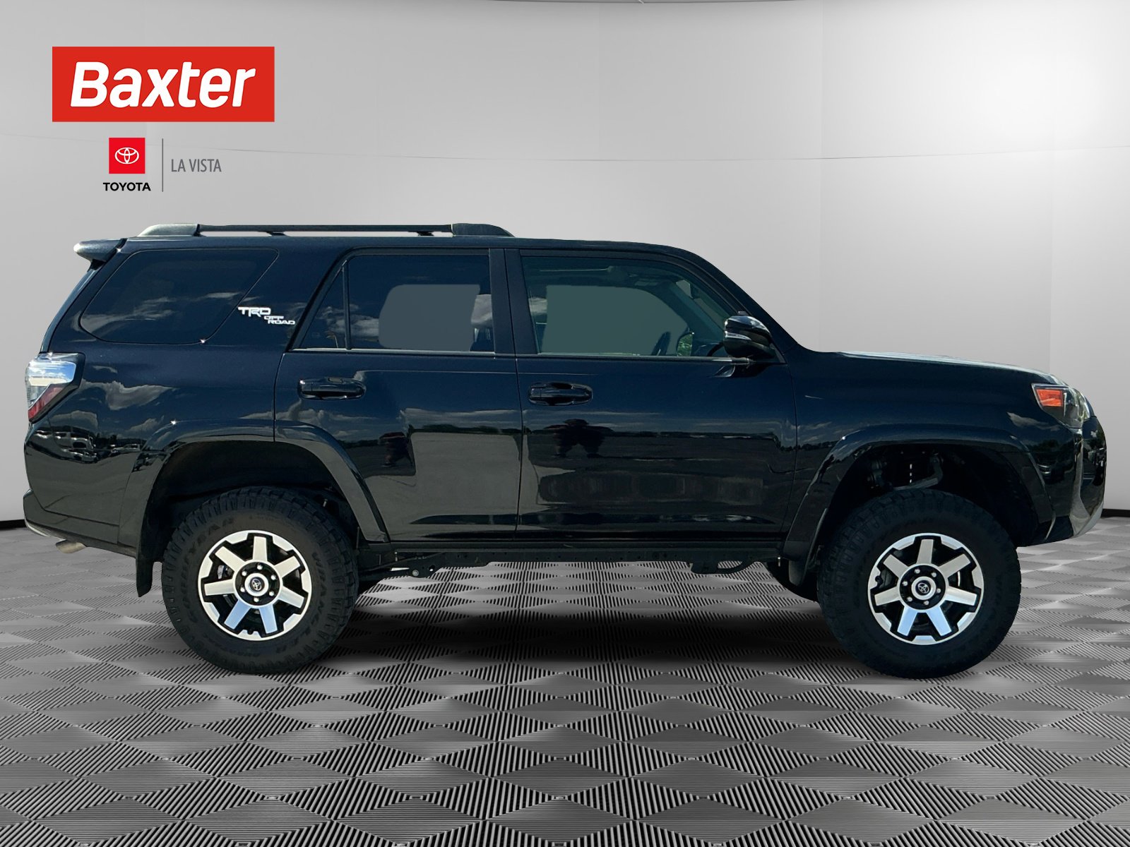 2023 Toyota 4Runner TRD Off-Road Premium photo 9