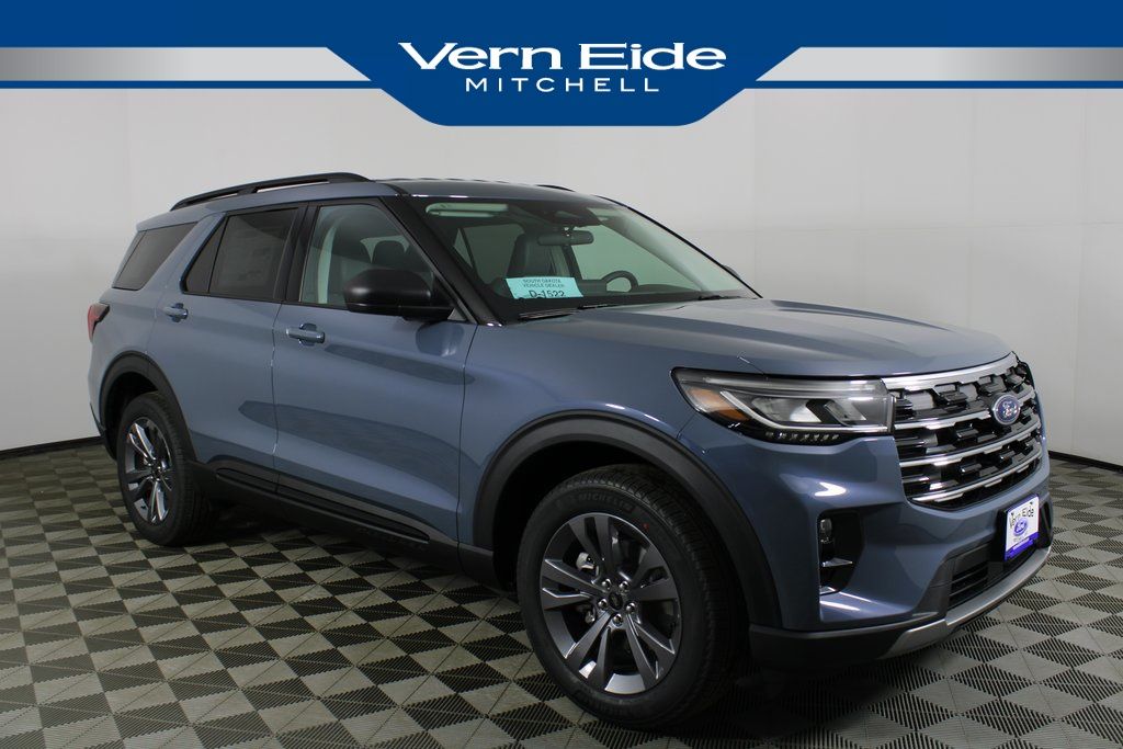 2026 Ford Explorer Active's photo