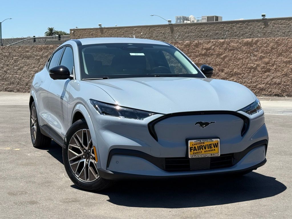 2025 Ford Mustang Mach-E Premium photo 2