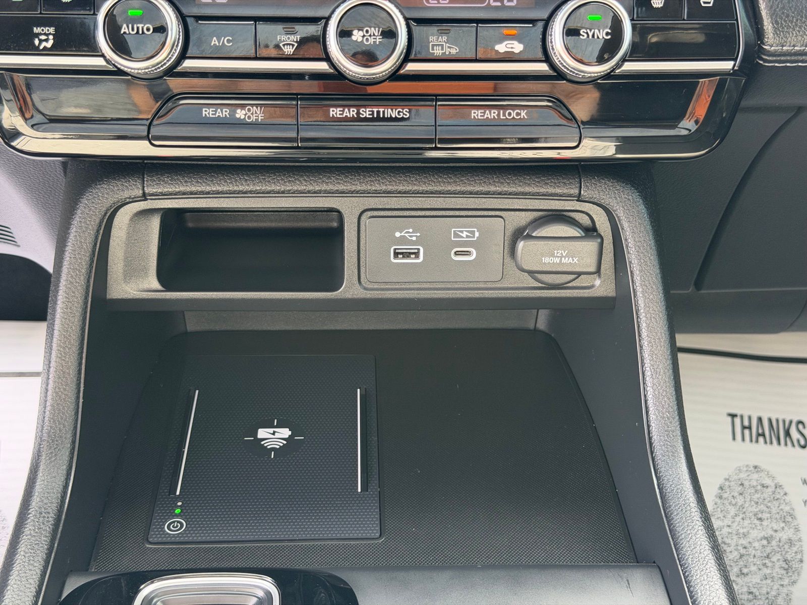 2025 Honda Pilot Elite photo 24