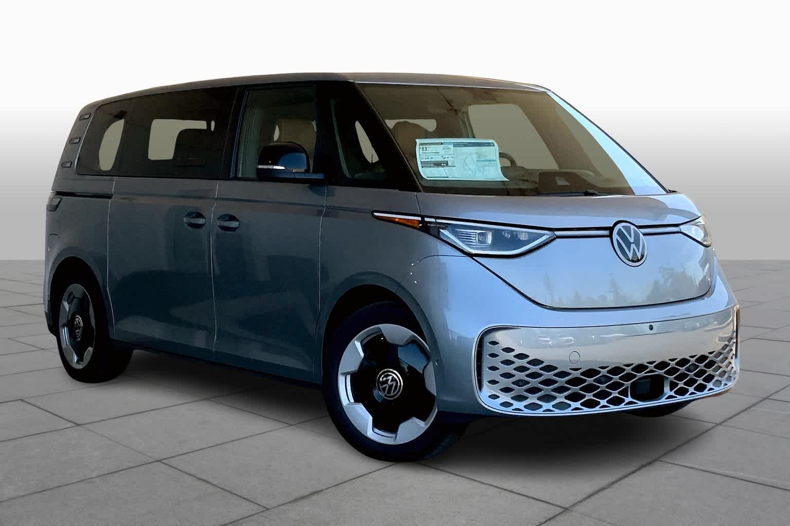 2025 Volkswagen ID. Buzz Pro Plus photo 2