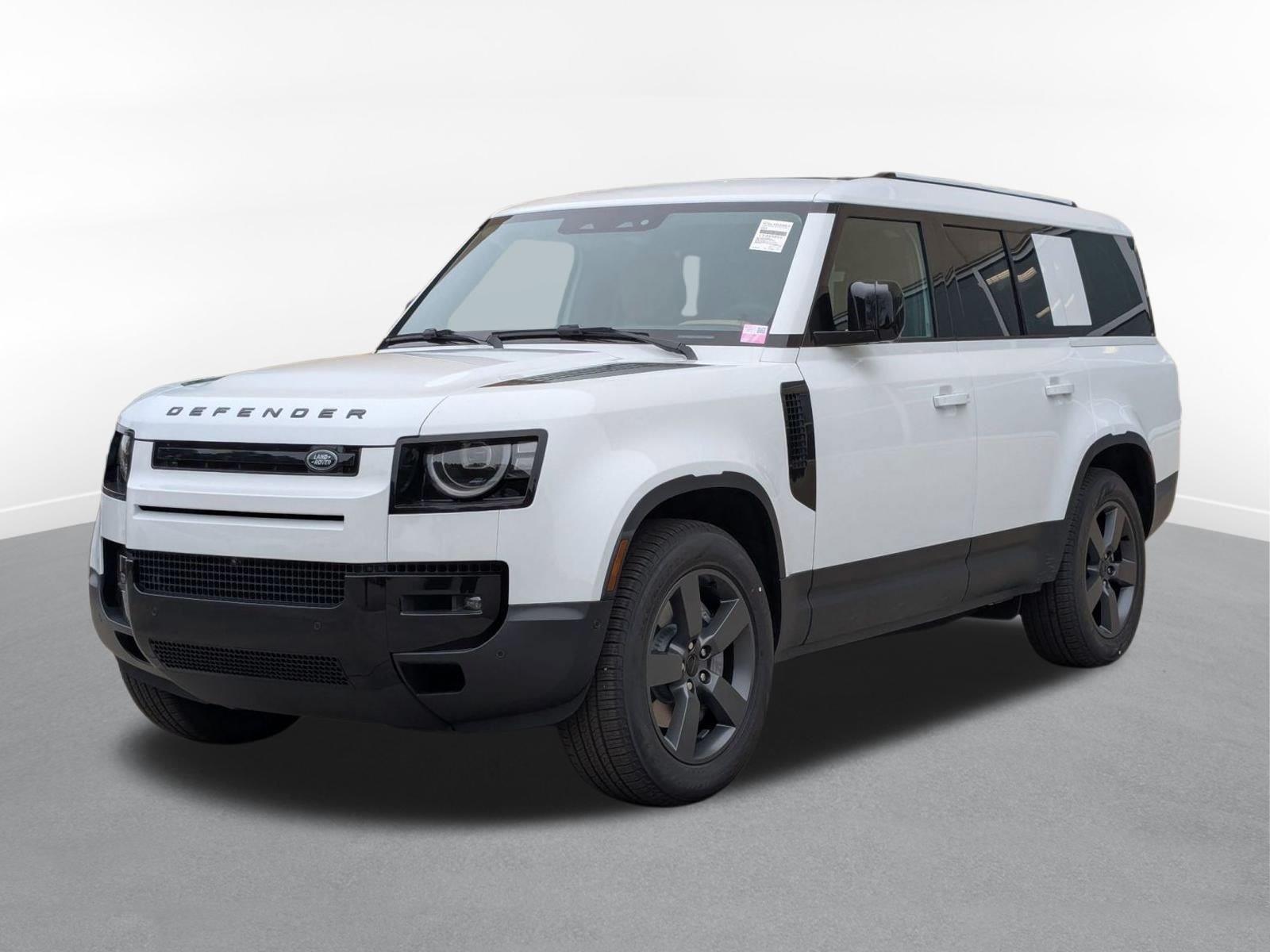 2026 Land Rover Defender S's photo