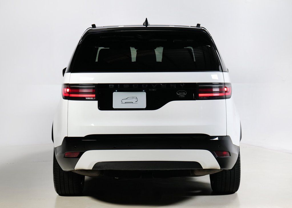 2021 Land Rover Discovery S photo 6